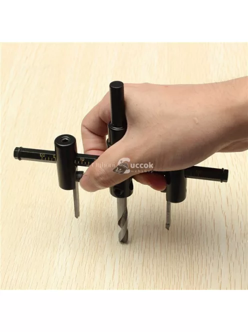 Állítható körkivágó készlet fa- és fémmegmunkáláshoz