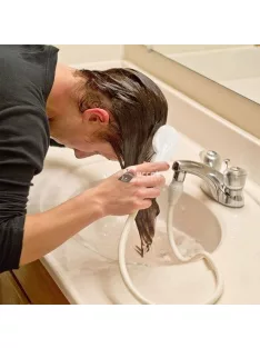   Csapra szerelhető víztakarékos zuhanyfej fürdőszobai használatra