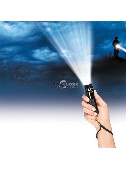 Hosszú hatótávú elemlámpa, 3km-es fénycsóvával, kültéri és túrázáshoz ideális