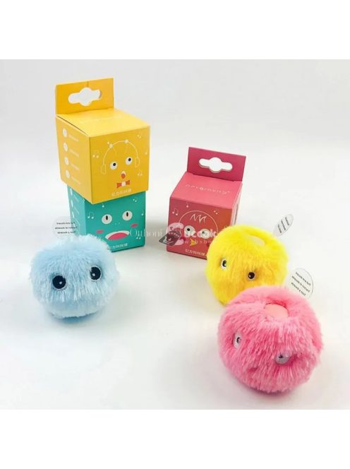 Interaktív cicalabda macskák szórakoztatására és mozgásának serkentésére