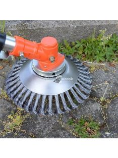   Térkő tisztító és gyomeltávolító kefe fűkaszához – Hatékony kerti eszköz a burkolt felületek karbantartásához