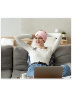   Kék színű migréncsillapító sapka fejfájás enyhítésére