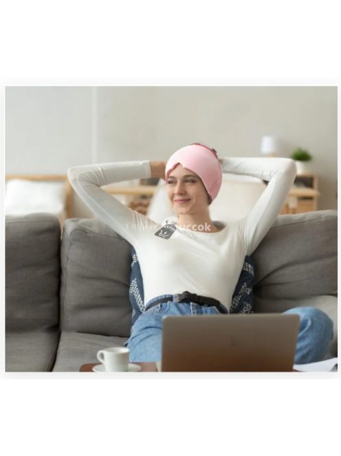 Kék színű migréncsillapító sapka fejfájás enyhítésére