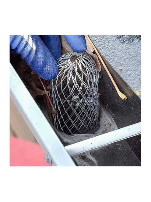 Tetőcsatorna védőszűrő levelek és törmelék ellen, esővíz elvezetéshez