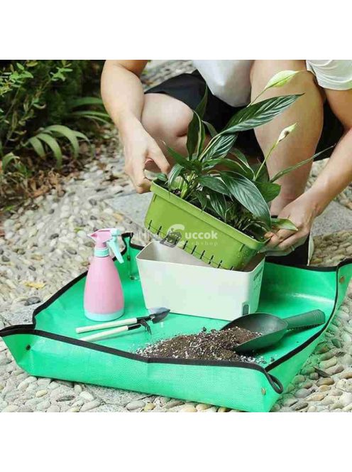 Kertész ültető szőnyeg kerti növények telepítéséhez