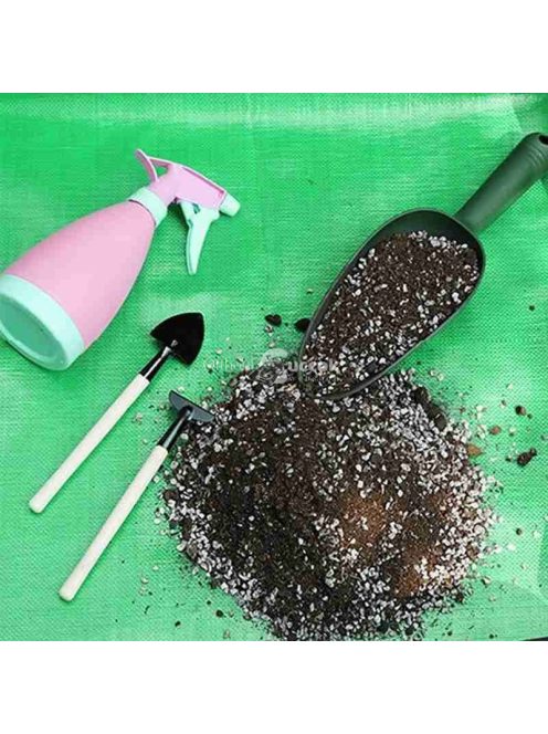 Kertész ültető szőnyeg kerti növények telepítéséhez