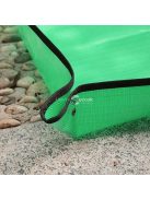 Kertész ültető szőnyeg kerti növények telepítéséhez