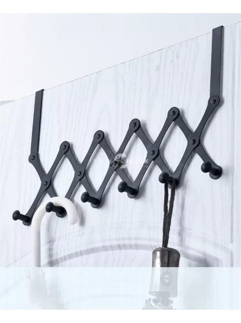 Összehajtható ruhafogas fekete színben, helytakarékos tároláshoz