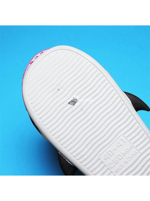 Cá-Papucs a Legvagányabb Strandpapucs - Fekete Uniszex Méret 36-37 Kényelmes és Stílusos Strandviseletre