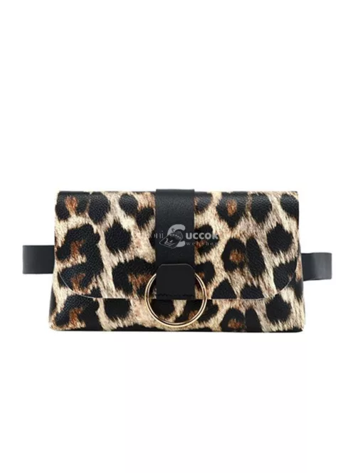 Divatos övtáska zebra mintás fekete színben, praktikus mindennapi használatra