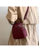 Kis női bőrtáska - fekete színű, elegáns mindennapi használatra