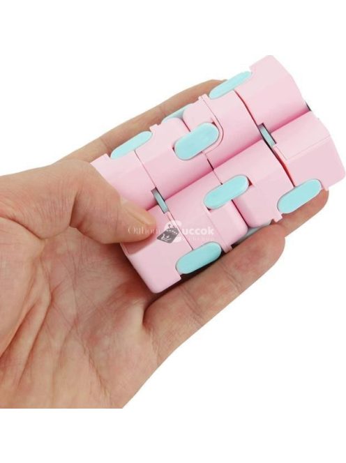 Stresszoldó Fidget Kocka Kék Színben – Stresszcsökkentő Játék Felnőtteknek és Gyerekeknek