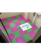 Csúszásgátló fürdőszobai szőnyeg - kék, biztonságos és kényelmes fürdőszobai használatra