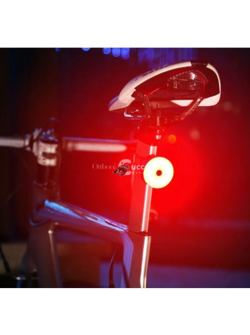 X-TIGER USB újratölthető kerékpár hátsó lámpa - fekete, biztonságos éjszakai kerékpározáshoz