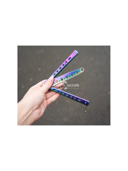 Gyakorló pillangókés kaméleon színben - biztonságos edző eszköz kezdőknek és haladóknak