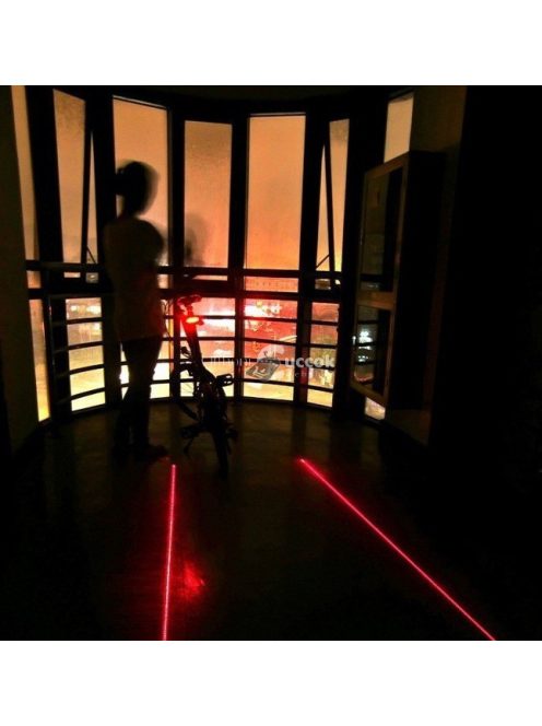 Kerékpár és bicikli lézeres hátsó lámpa biztonságos éjszakai közlekedéshez