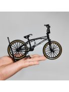 1:8 arányú ötvözetből készült BMX bicikli - Menő fekete kaszkadőr kerékpár modell extrém sportokhoz