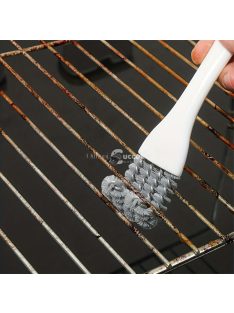   Fehér konyhai tisztítókefe rácsokhoz és apró résekhez, hatékony takarító eszköz