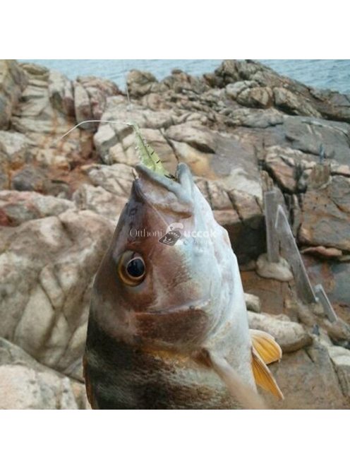 10db Sötétben világító szilikon garnélarák horgászcsali horoggal éjszakai horgászathoz