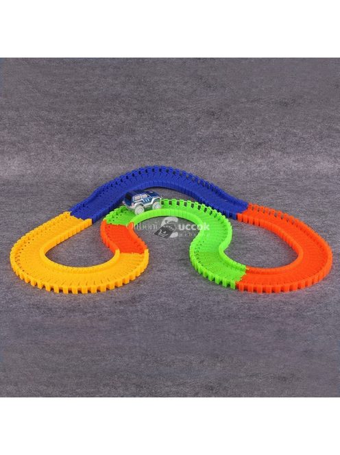 Autópálya játék szett világító autóval gyerekeknek és családi szórakozáshoz