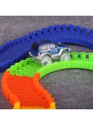 Autópálya játék szett világító autóval gyerekeknek és családi szórakozáshoz