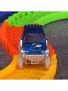 Autópálya játék szett világító autóval gyerekeknek és családi szórakozáshoz