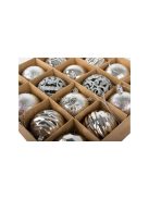 Karácsonyfadíszek 6cm-es készletben, 16 db ünnepi mintával – tökéletes karácsonyi dekorációhoz