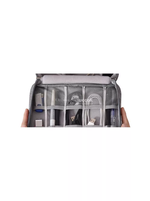 Utazási szervező táska töltőkhöz és kábelekhez – Kompakt és praktikus tároló megoldás utazáshoz