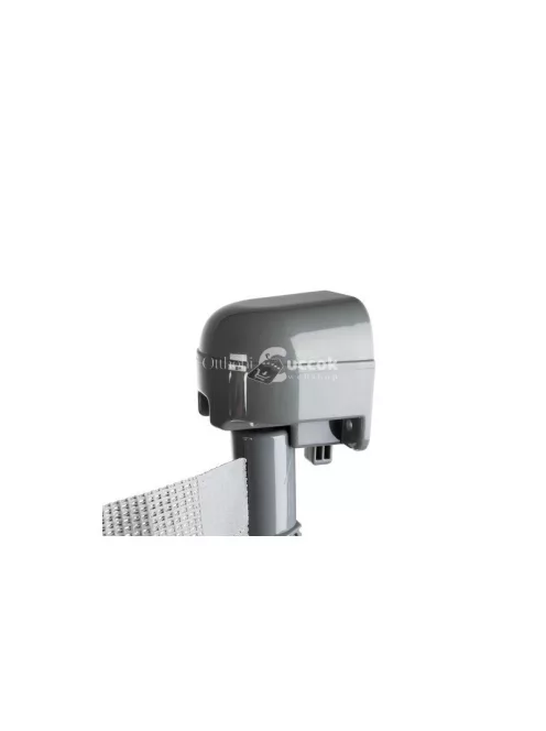 Kisállat ajtó időjárásálló zárómechanizmussal és biztonsági zárral