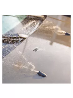   Univerzális autós szélvédő mosó fúvóka - kompatibilis többféle járműtípussal