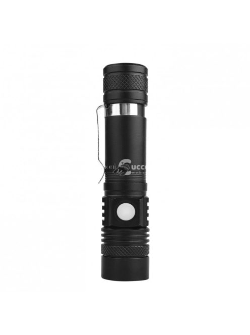 Szuper nagy fényű zseblámpa