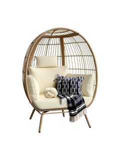 Fonott fotel párnával