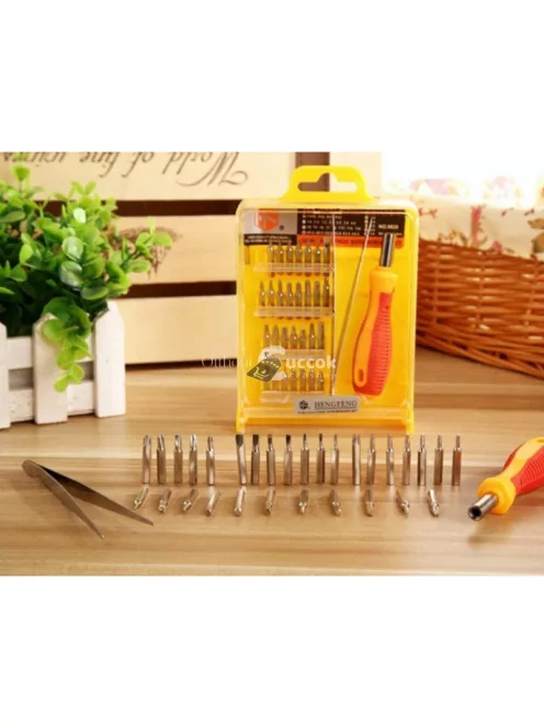 32 fejes csavarhúzó készlet