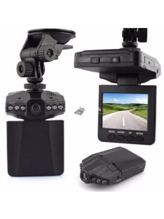   ALphaOne Magyar menüs Autós eseményrögzítő biztonsági kamera -Színes monitorral és éjjellátó funkcióval.