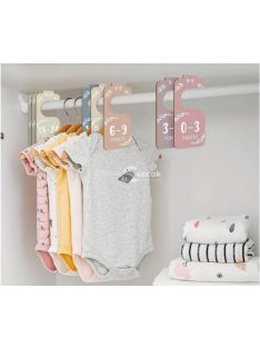 Fából készült babaszekrény rendező