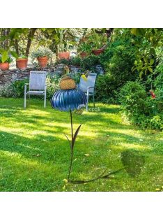 Virág madáretető, kerti dekoráció