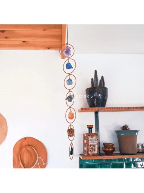 Csakra 7 nyers kristályból álló fali dekoráció és meditációs eszköz