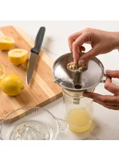 Rozsdamentes Tölcsér Szűrőbetéttel