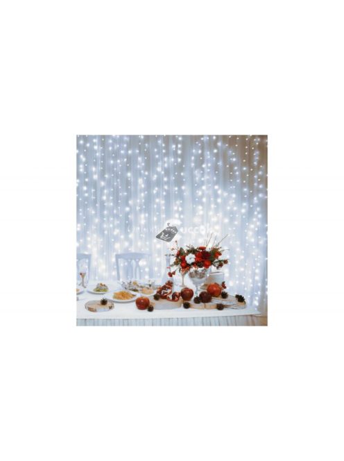 300 LED-es, hidegfehér fényfüzér