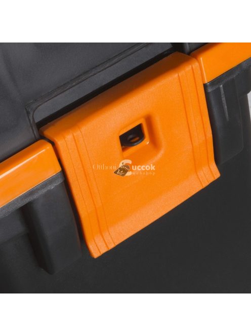 Többrészes, húzható műanyag szerszámláda