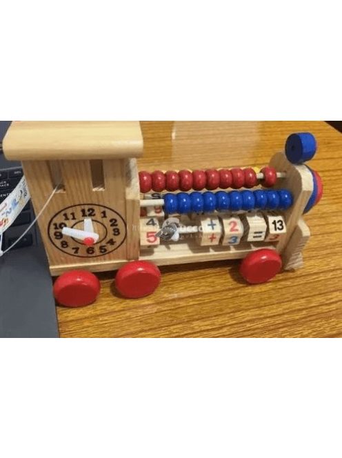 Készségfejlesztő fa vonat játék