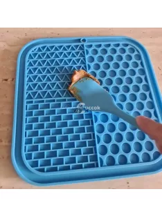 Purlov - Nyalogatós tányér kutyáknak