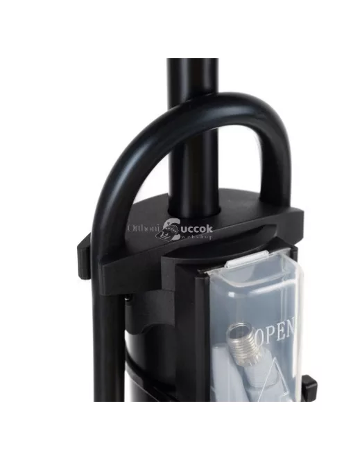 Kézi pumpa nyomásmérővel (Trizand)