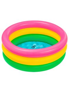 Felfújható gyerekmedence