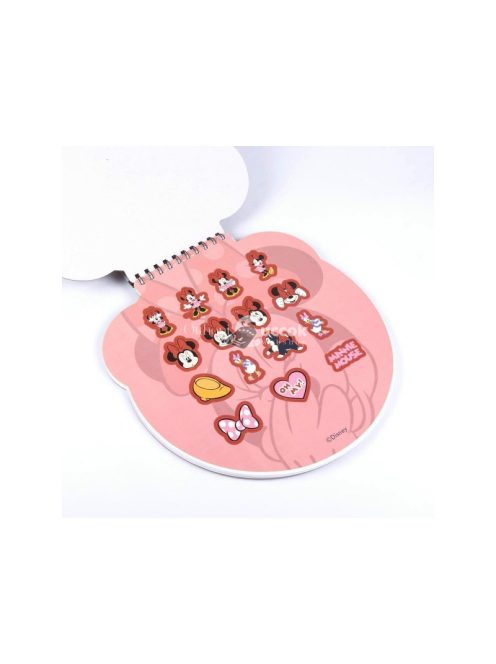 Minnie egér mintás füzet