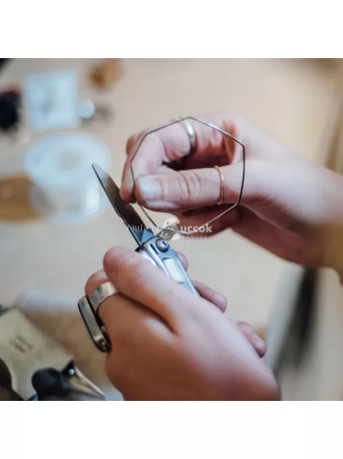 Leatherman REV multiszerszám