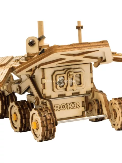 Napelemes, fa űrjármű modell