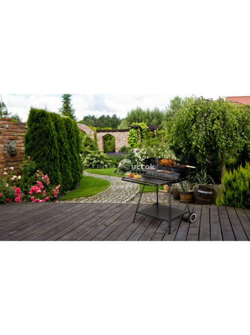 Kerti grill sütő nyársakkal - BBQ grillező kerti sütő - kerti sütögetés nyársakkal - kerti grillező sütő