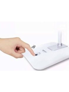   Állítható fényerejű asztali LED lámpa hálózati adapterrel