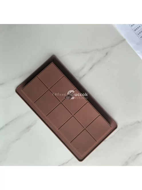 Szilikonból készült, szétszedhető csokoládéformák